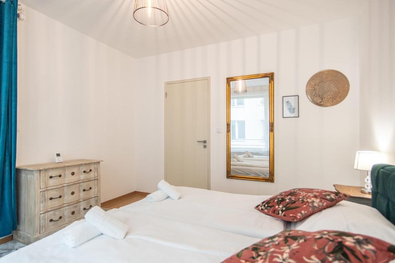 Apartment With Balcony براغ المظهر الخارجي الصورة