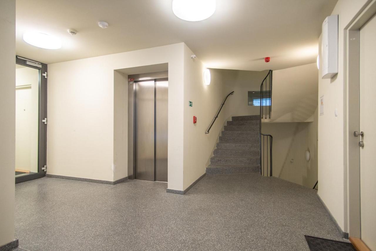 Apartment With Balcony براغ المظهر الخارجي الصورة